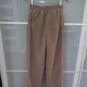 Skims Womens Faux Sherpa Mid Rise Teddy Lounge Pants Brown